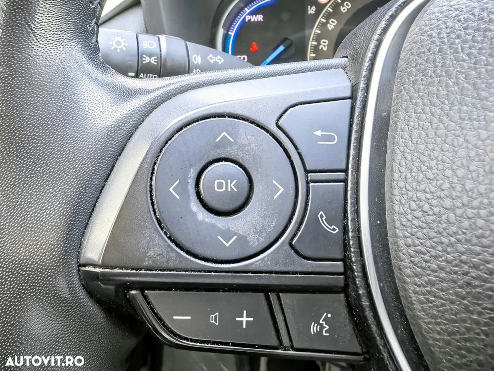 Toyota RAV4 2.5 VVT-iE 4x4 Luxury - 28
