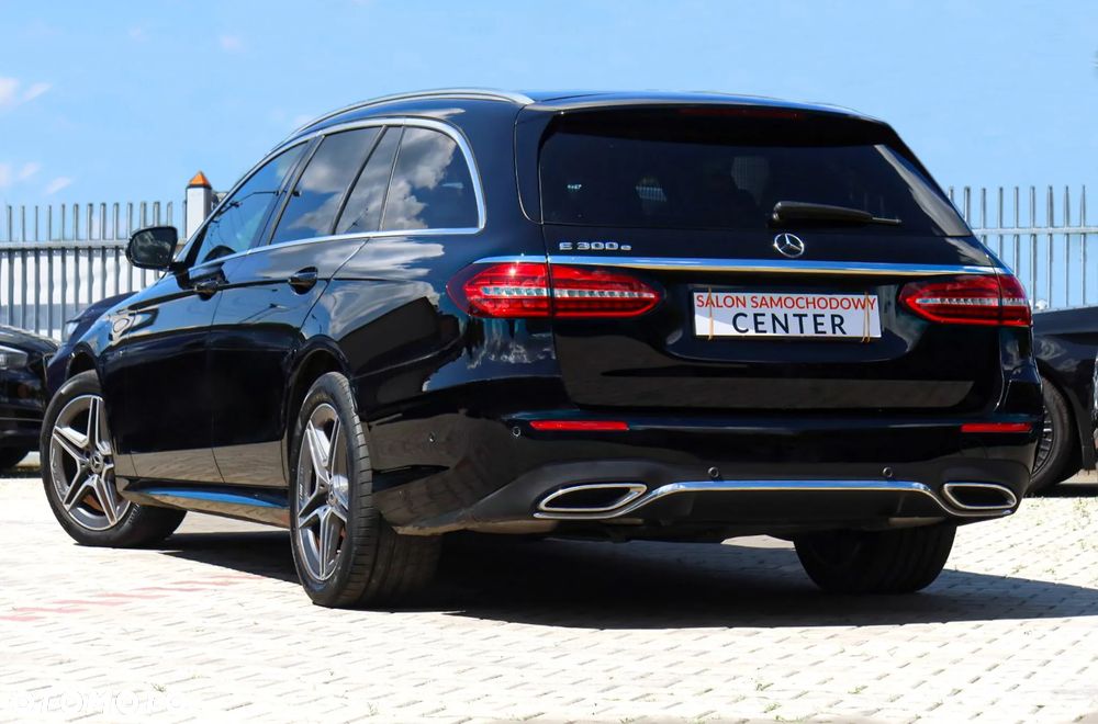 Mercedes-Benz Klasa E 300 AMG - 8