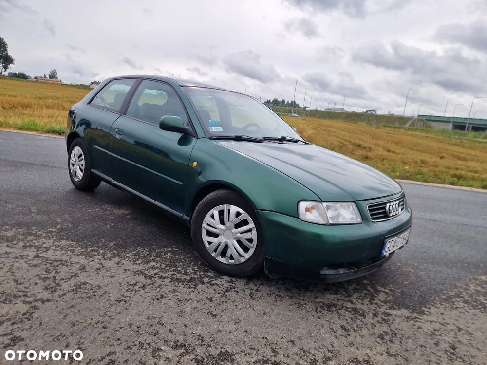 Audi A3 3-drzwiowe 1.6 Ambiente - 2