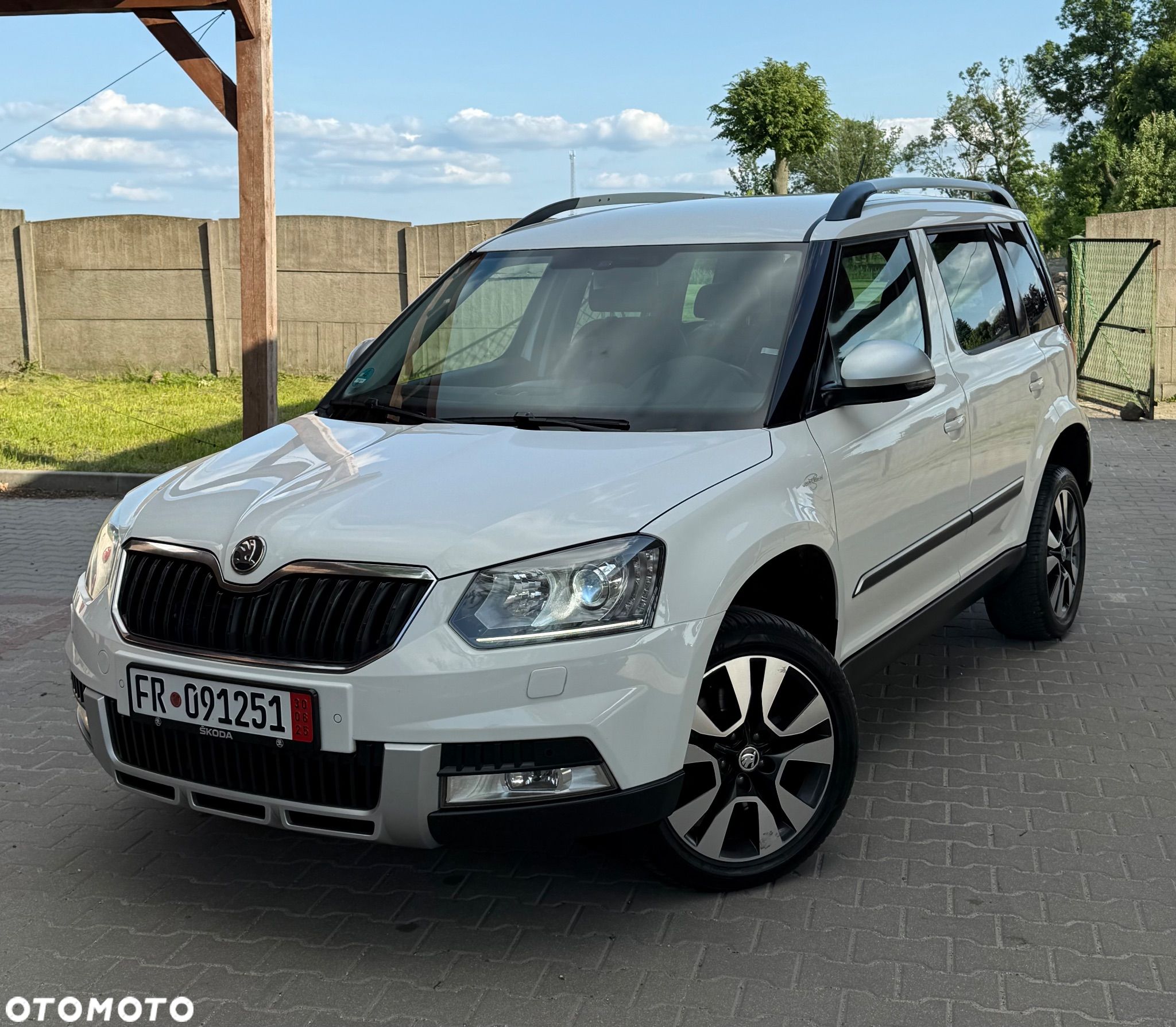 Skoda Yeti Outdoor 2.0 TDI DPF 4x4 L&K - 1