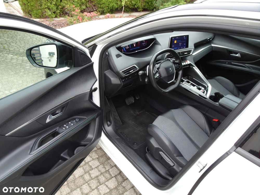 Peugeot 5008 1.5 BlueHDi Allure Pack S&S EAT8 - 21