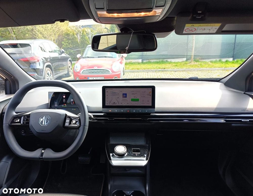 MG 4 Luxury 64 kWh - 17