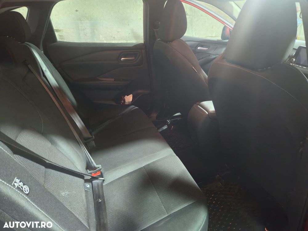 Nissan Qashqai - 12