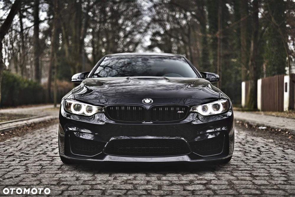 BMW M4 - 12