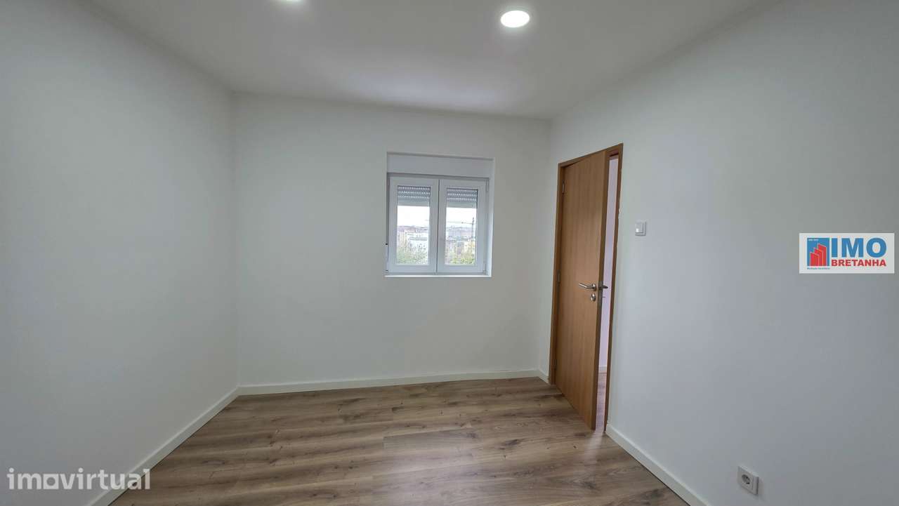 Moradia V2  Renovada - Castelo Branco - Grande imagem: 5/9