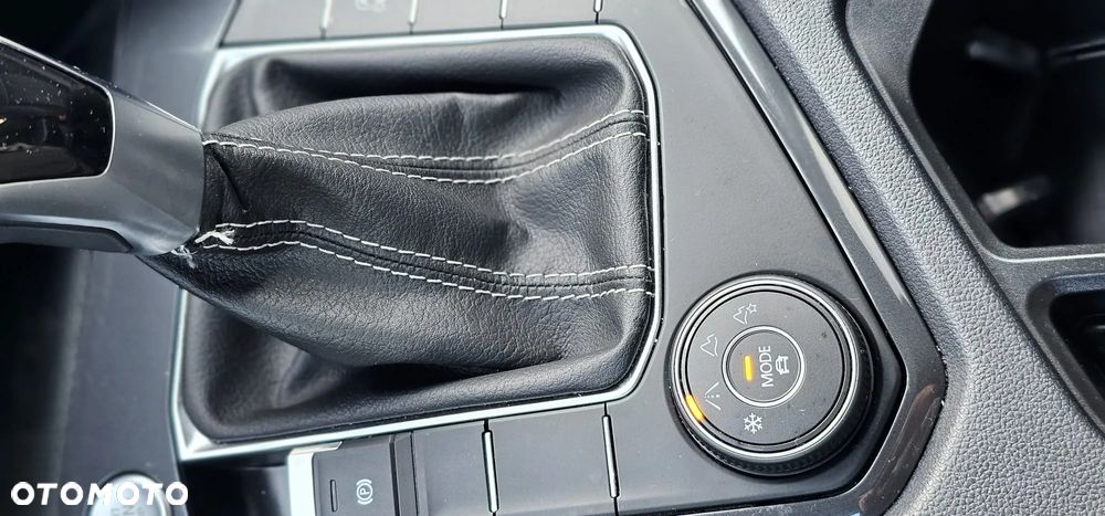 Volkswagen Tiguan Allspace 2.0 TSI 4Mot Elegance DSG - 30