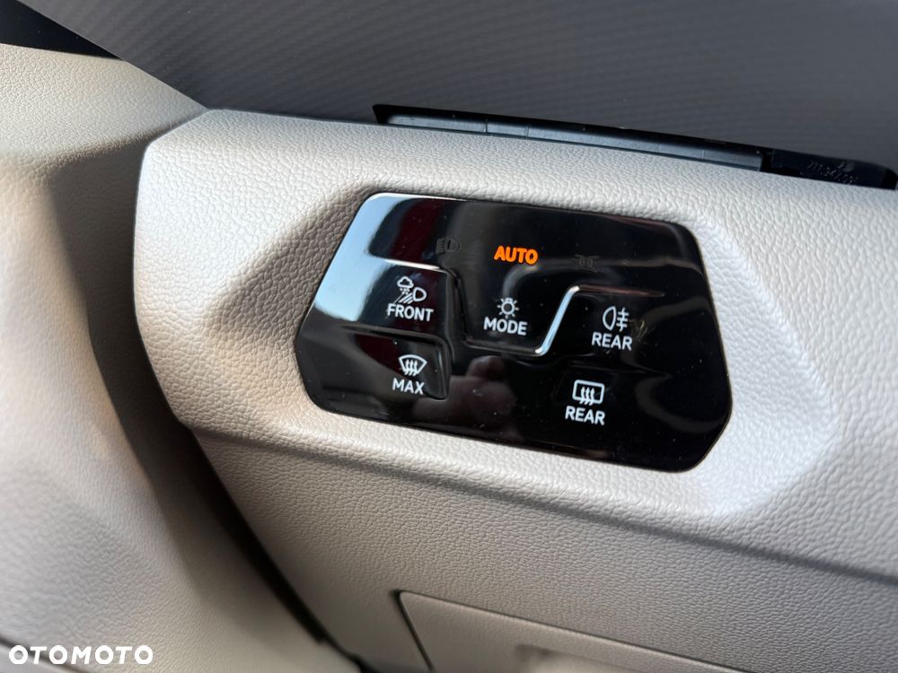 Volkswagen Multivan 2.0 TDI L1 Highline DSG - 23