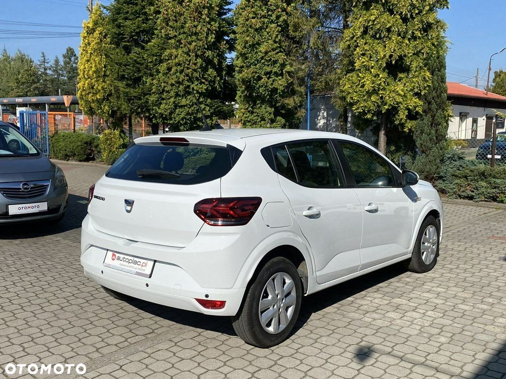 Dacia Sandero - 4