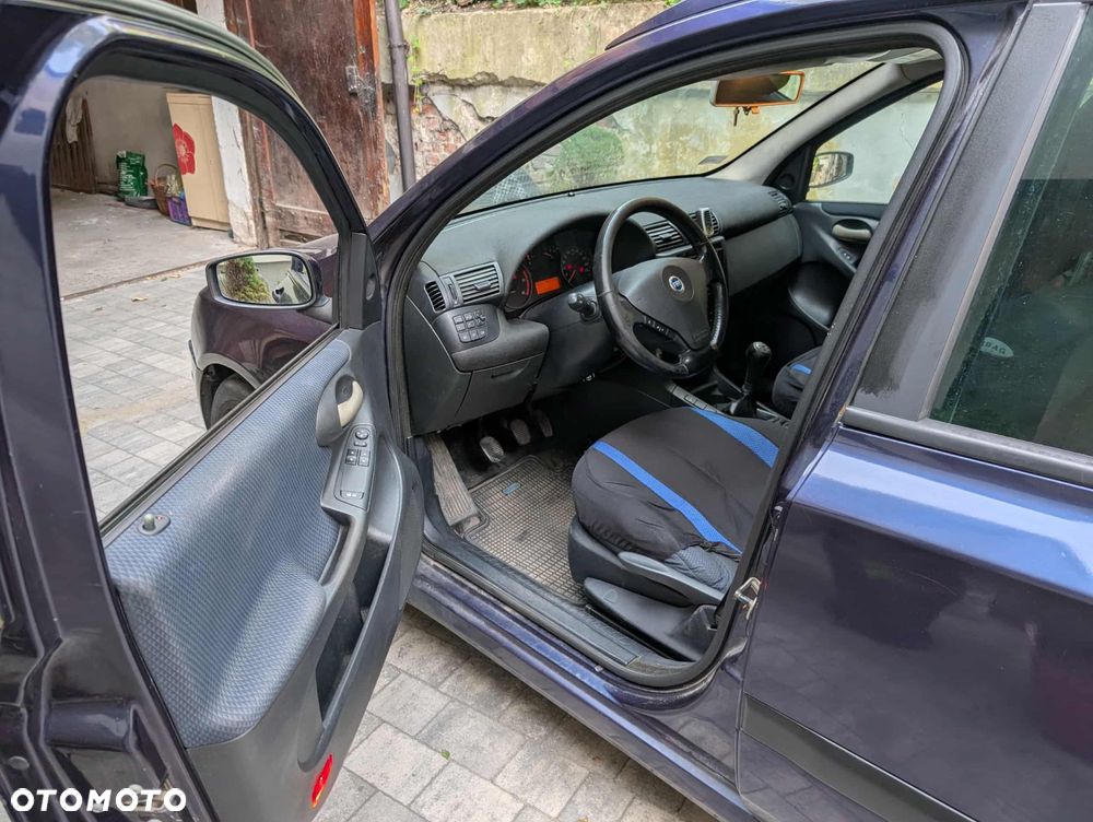 Fiat Stilo 1.9 JTD 115 Active - 6
