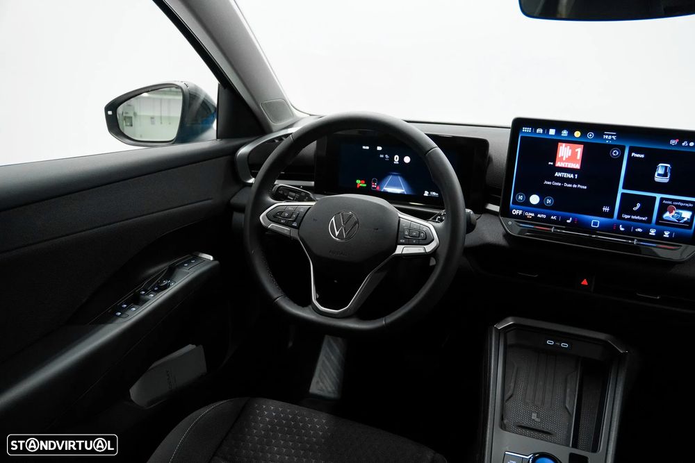 VW T-Roc 1.5 eTSI Life DSG - 19
