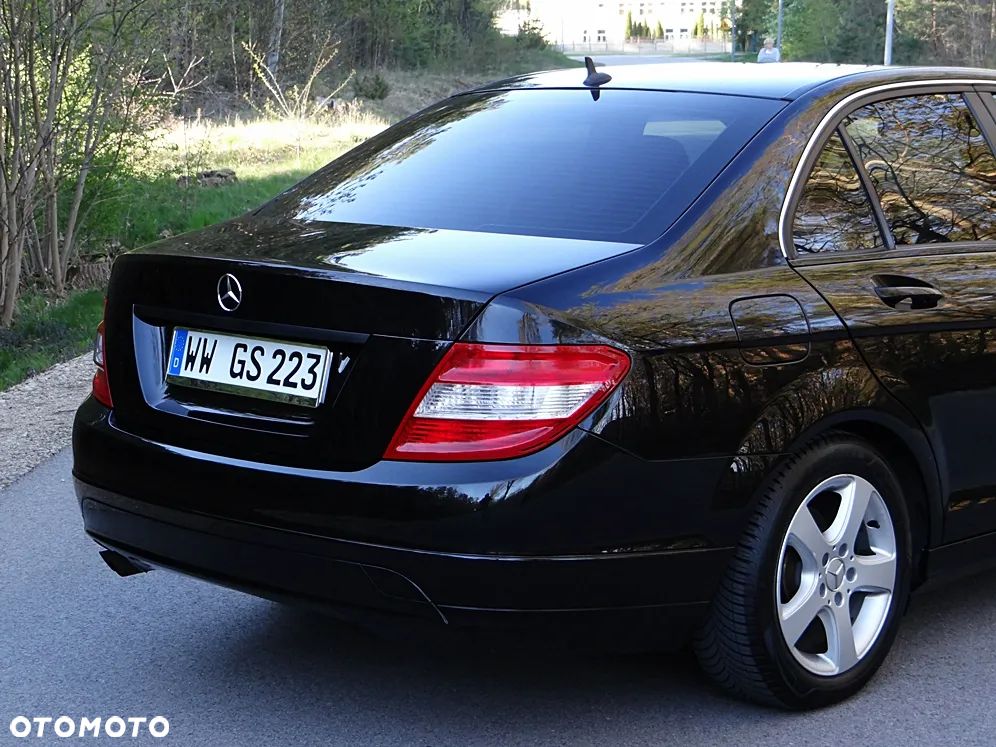 Mercedes-Benz Klasa C 180 Kompressor Automatik - 24