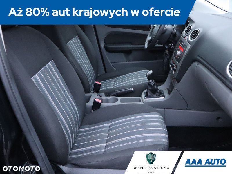 Ford Focus - 10