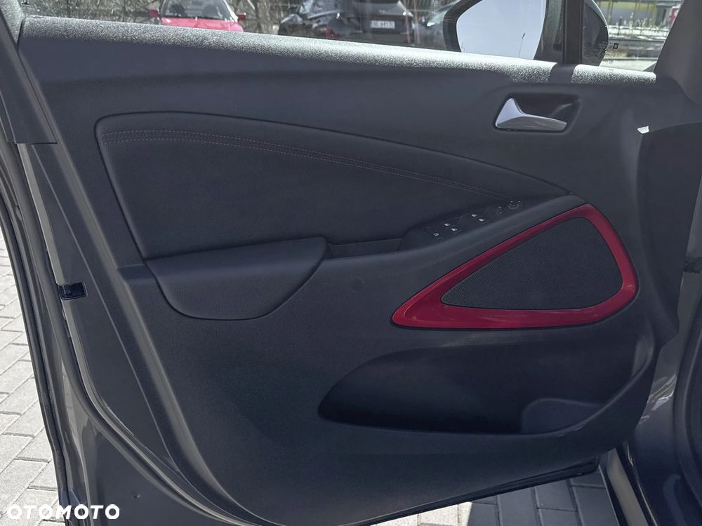 Opel Crossland 1.2 T GS Line - 13