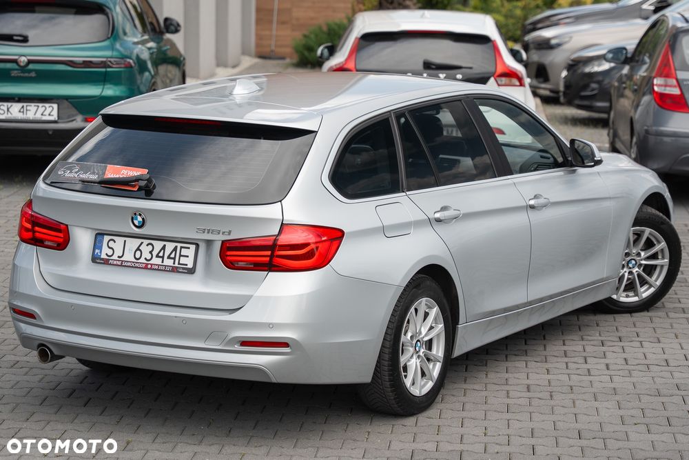 BMW Seria 3 318d - 12