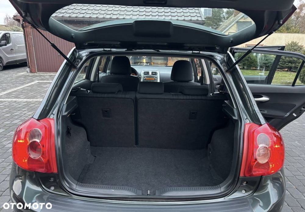 Toyota Auris 1.6 VVT-i Sol - 12