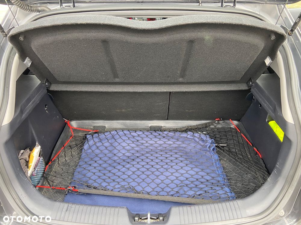 Kia Rio 1.4 EX - 12
