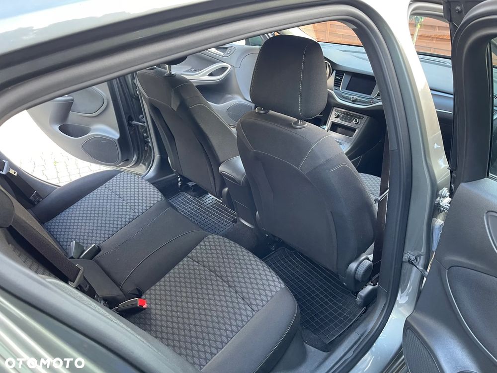 Opel Astra - 8