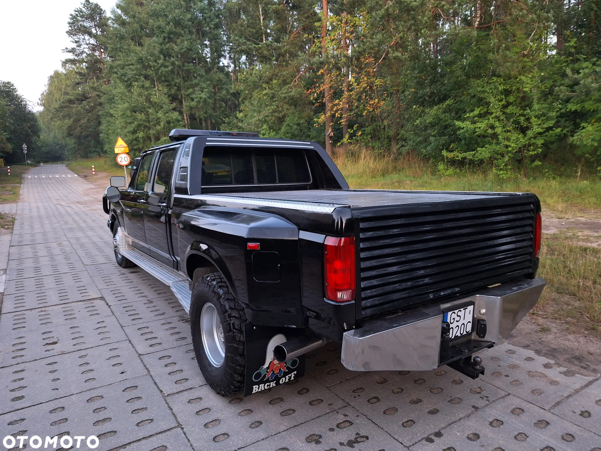 Ford F350 - 6