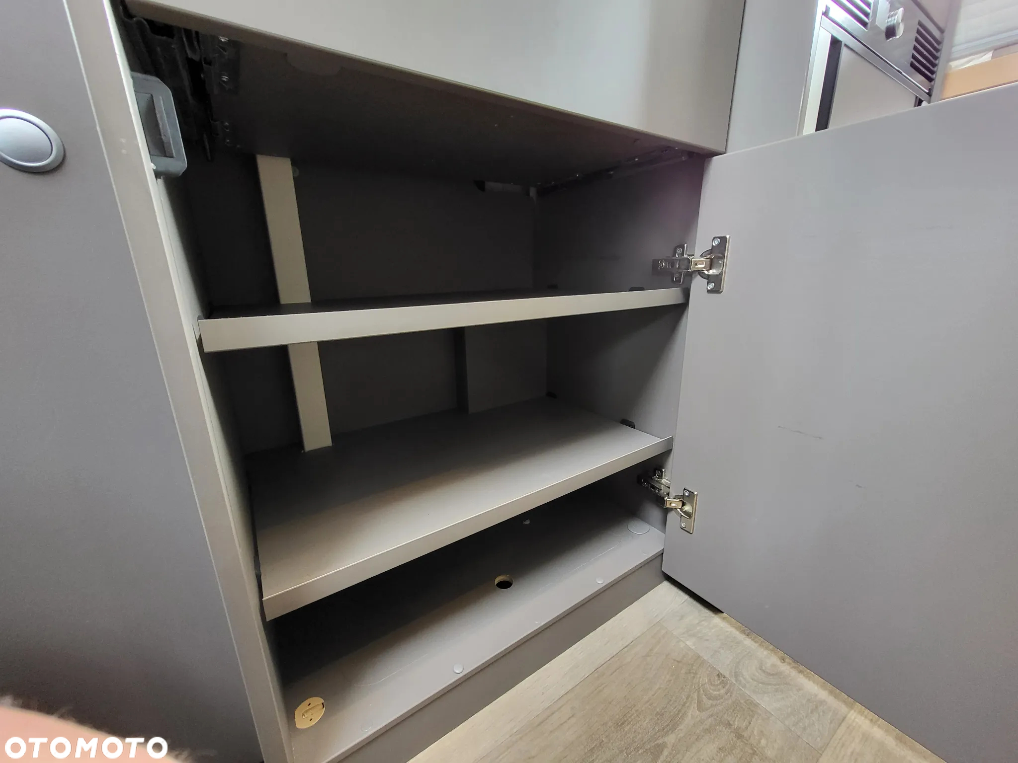 LMC INNOVAN 590 - Kampervan dla 2-3 osób - 30