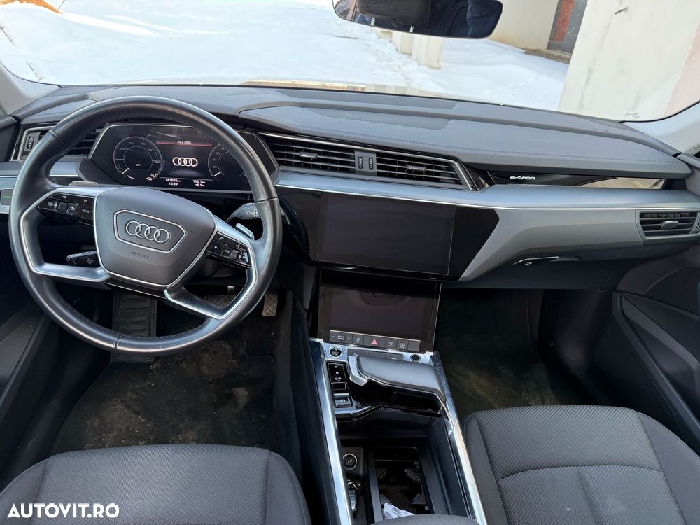 Audi e-tron quattro S - 6