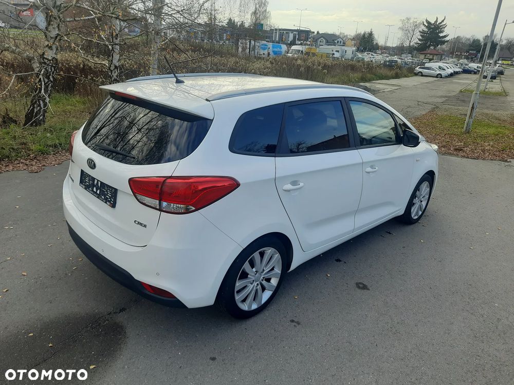 Kia Carens 1.7 CRDi M EU6 - 23
