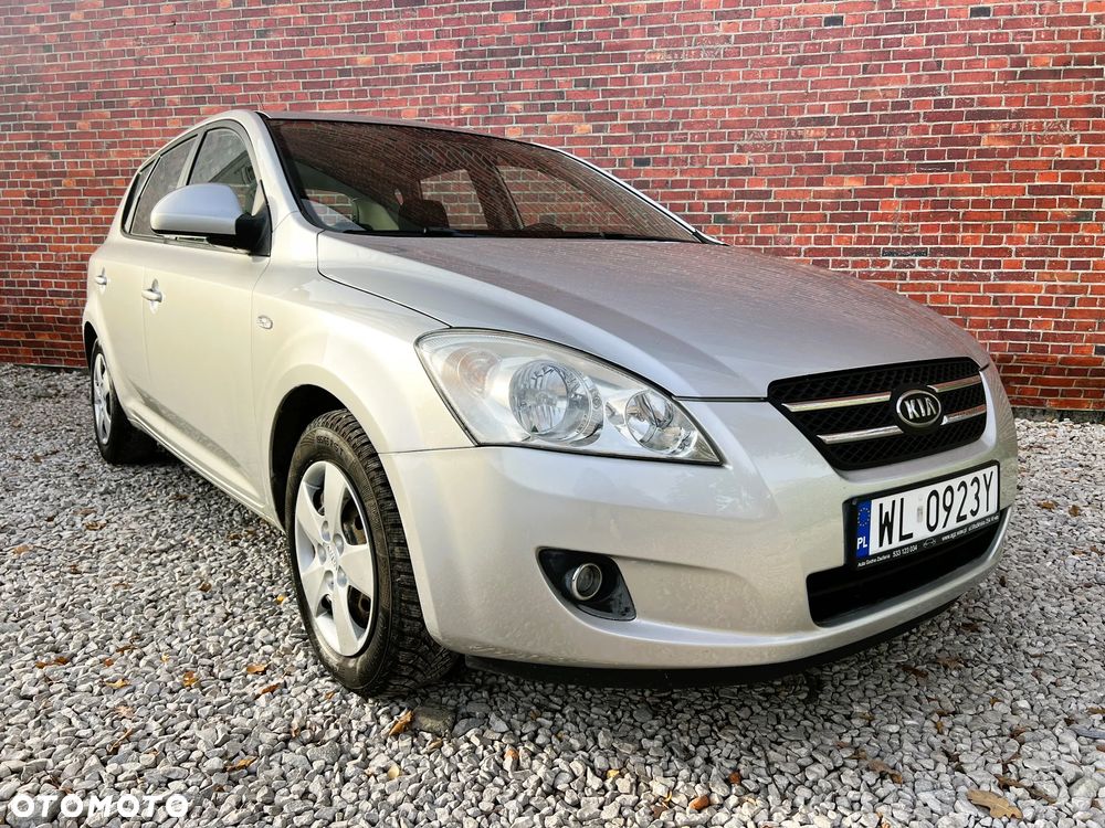 Kia Ceed - 3