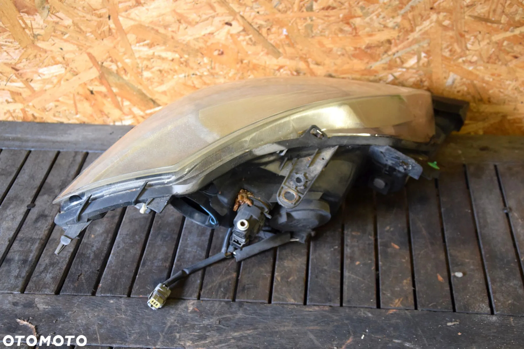 Renault Clio III 3 Lampa przednia lewa lewy przód Srebrna Oryginał 8200459824 Valeo - 5