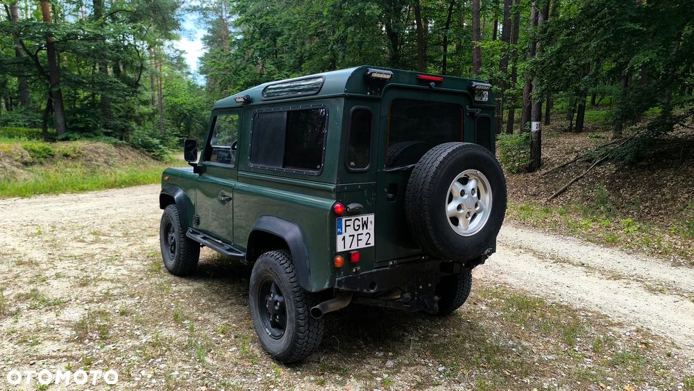 Land Rover Defender 90 Style - 4