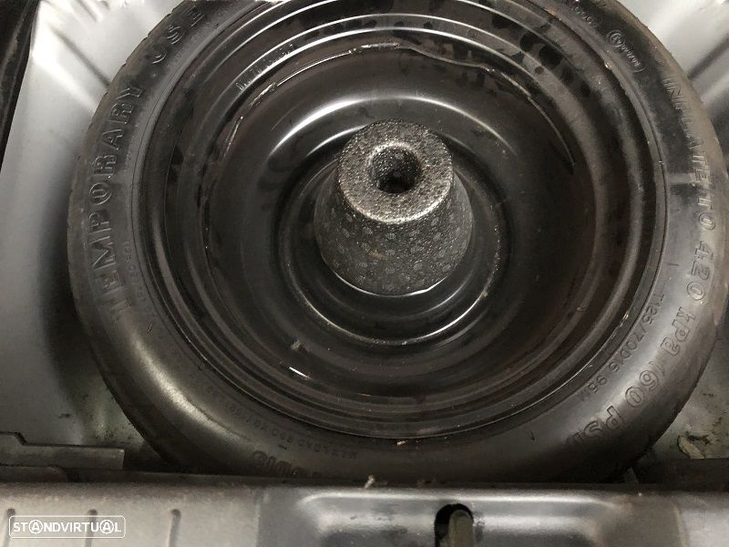 Toyota Yaris 1.0 VVT-i AC - 19