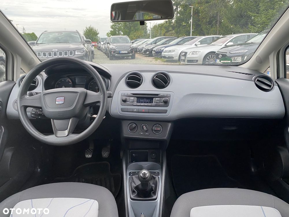 Seat Ibiza 1.4 16V Reference - 28