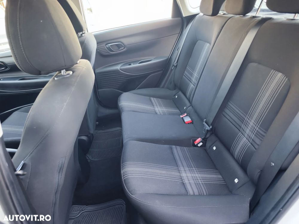 Hyundai i20 - 12