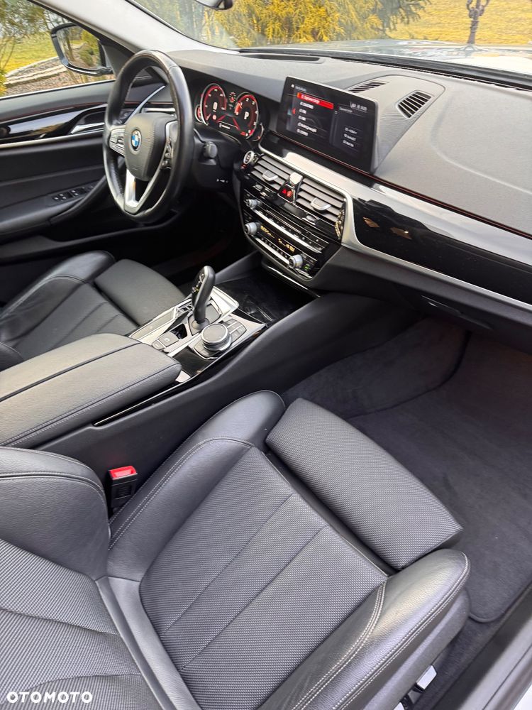 BMW Seria 5 - 22