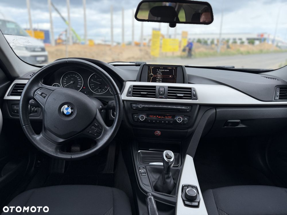 BMW Seria 3 316d - 7