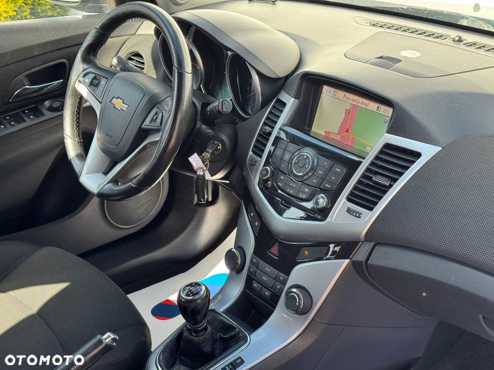 Chevrolet Cruze - 21