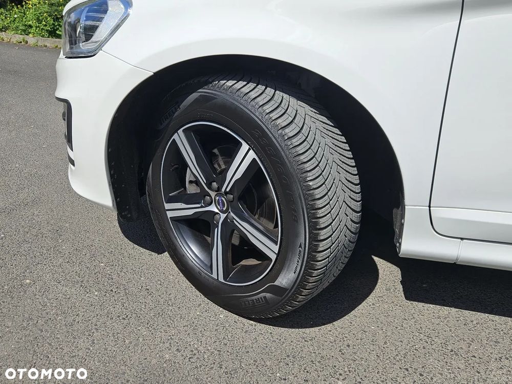 Volvo XC 60 D3 Drive-E R-Design Momentum - 17
