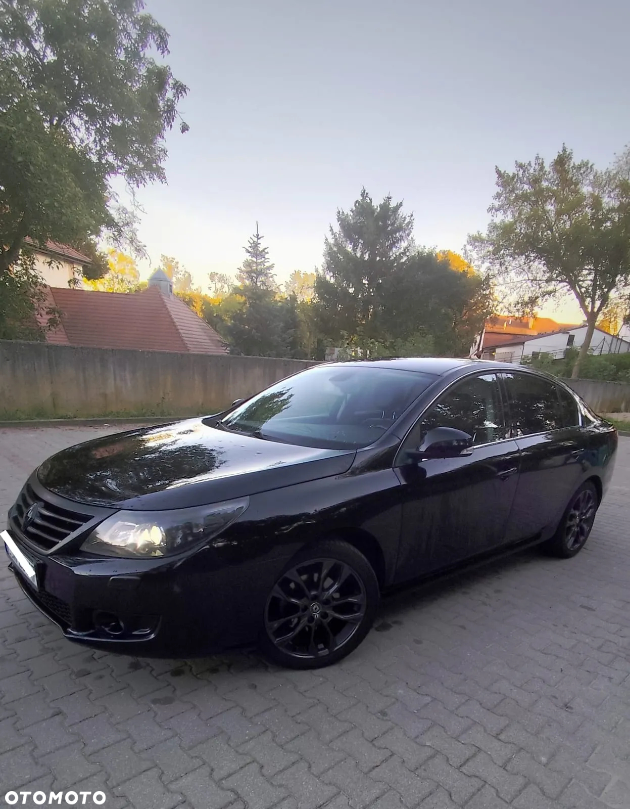 Renault Latitude 2.0 dCi Initiale - 9