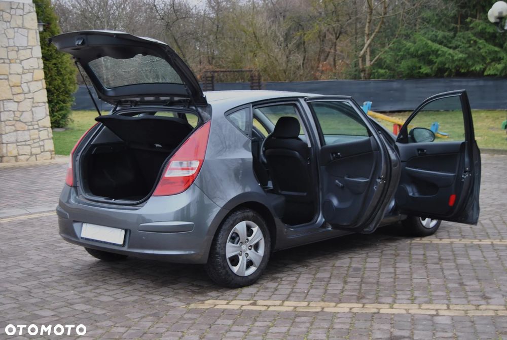 Hyundai i30 1.4 Blue Comfort - 17