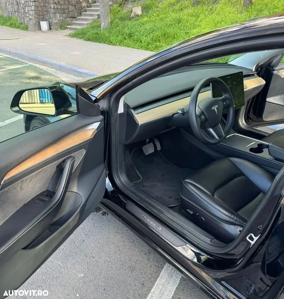 Tesla Model 3 Long Range AWD Premium - 5