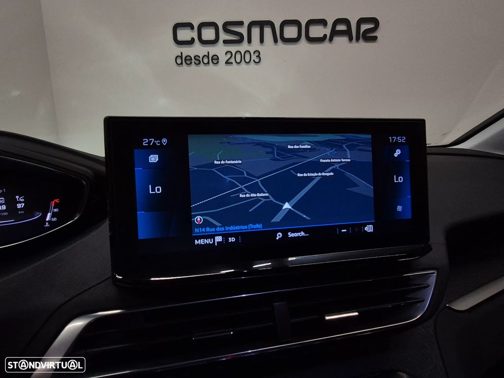 Peugeot 3008 1.2 PureTech Allure Pack - 32