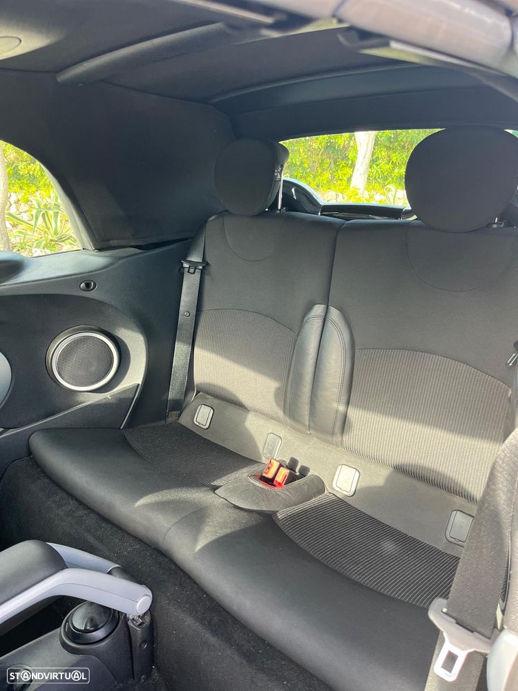 MINI Cabrio Cooper D - 9