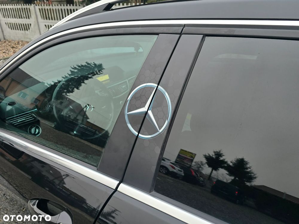 Mercedes-Benz Klasa E 200 CDI DPF BlueEFFICIENCY Avantgarde - 21
