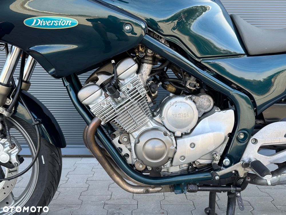 Yamaha XJ - 17