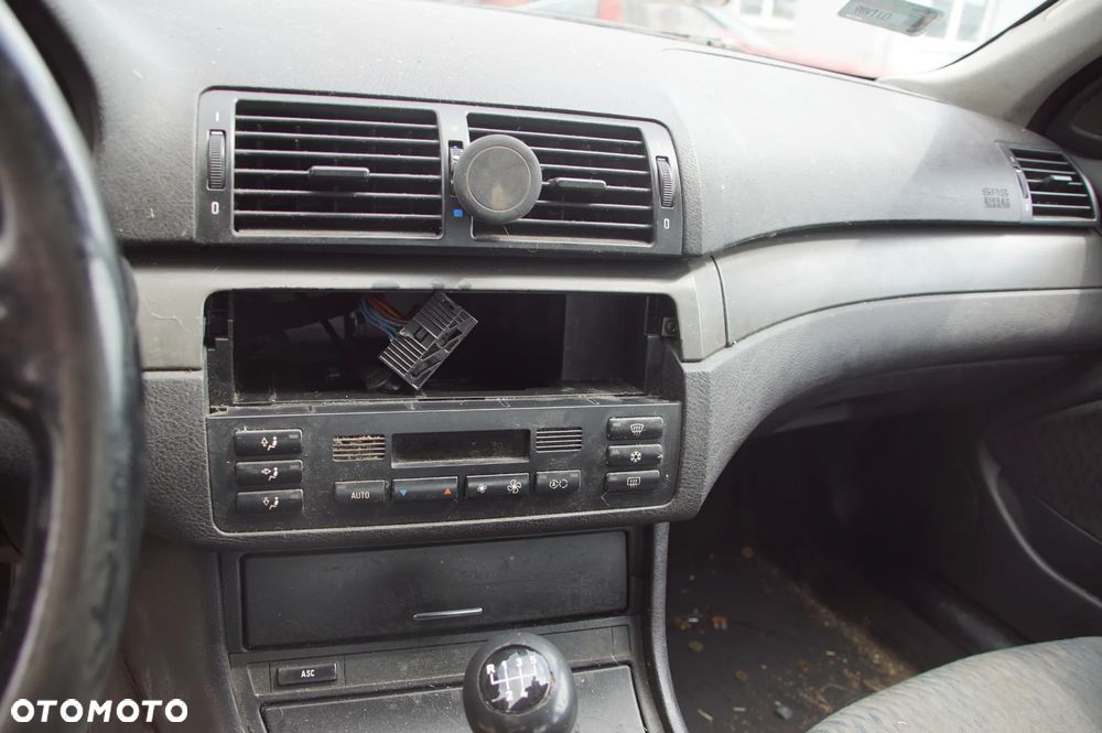 Auto na części - BMW E46 318i 1.9 8V 118 KM M43B19O1 7505600 354 2000R Silnik Skrzynia Drzwi Lusterko Lampa Maska Klapa Szyba Deska Kokpit Sterownik Moduł Fotel - 15