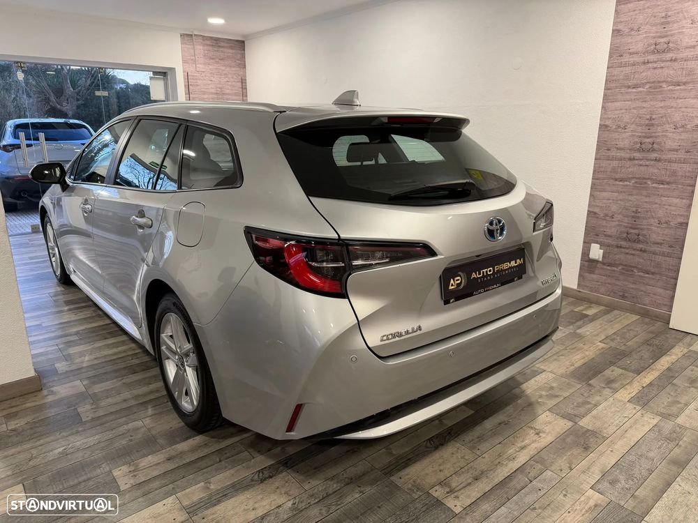 Toyota Corolla Touring Sports 1.8 Hybrid Comfort - 4