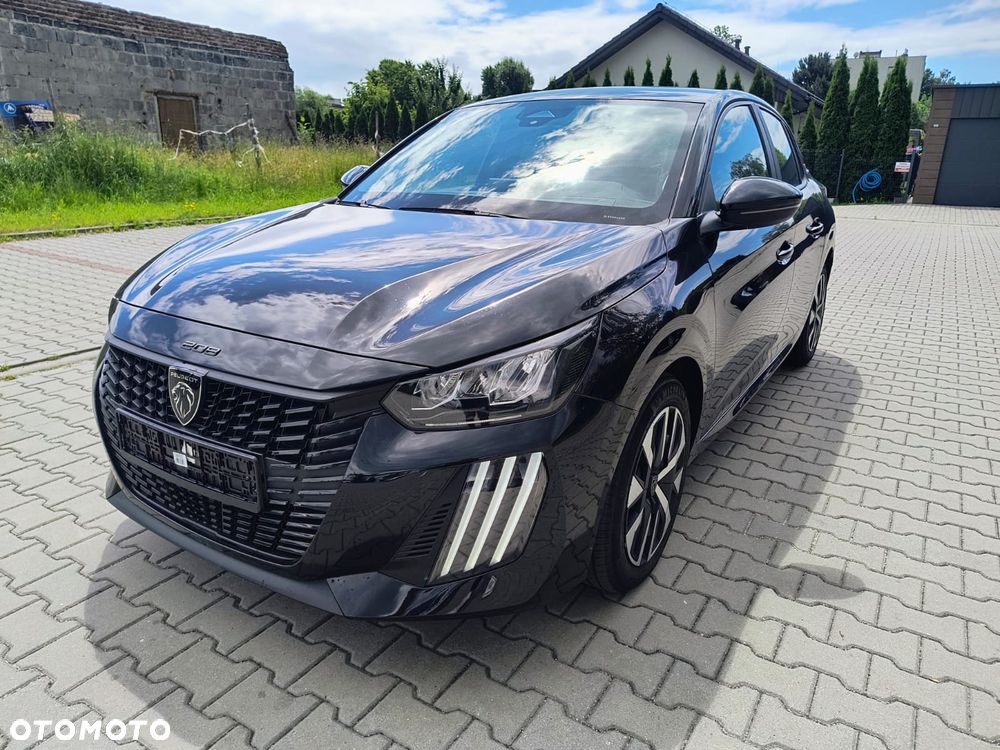 Peugeot 208 - 1