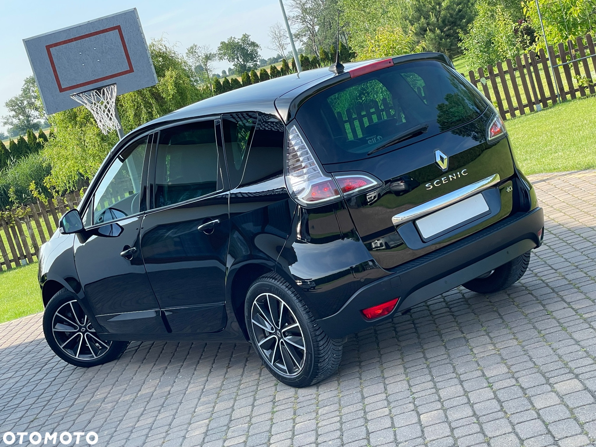 Renault Scenic dCi 110 Xmod Paris - 4