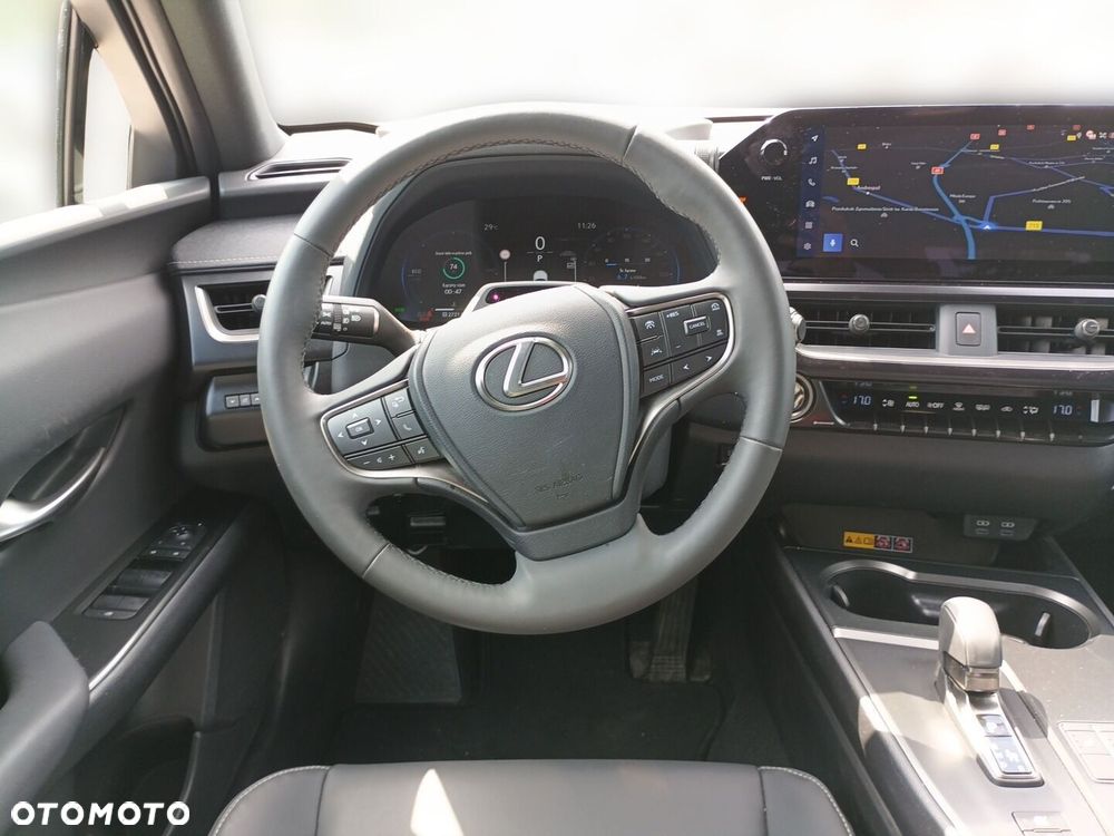 Lexus UX 300h F Sport Design - 13