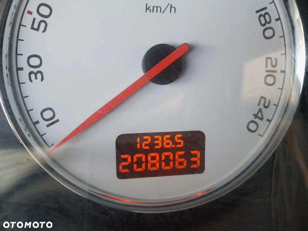 Peugeot 307 2.0 Oxygo - 15