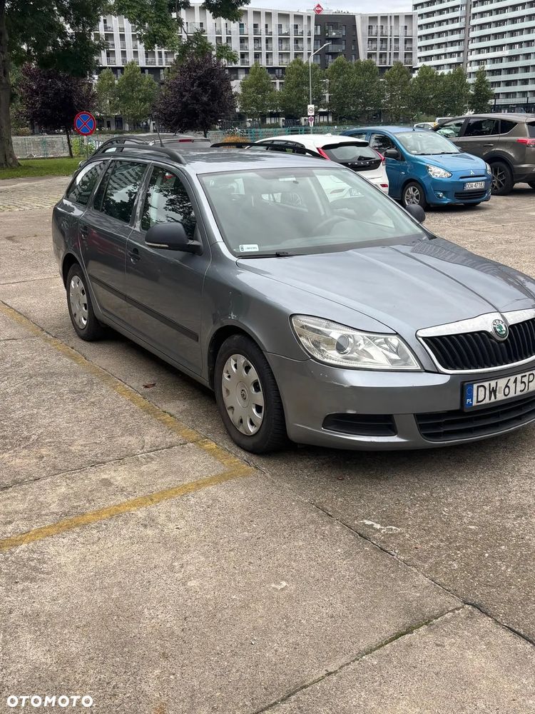 Skoda Octavia 1.6 Family - 7