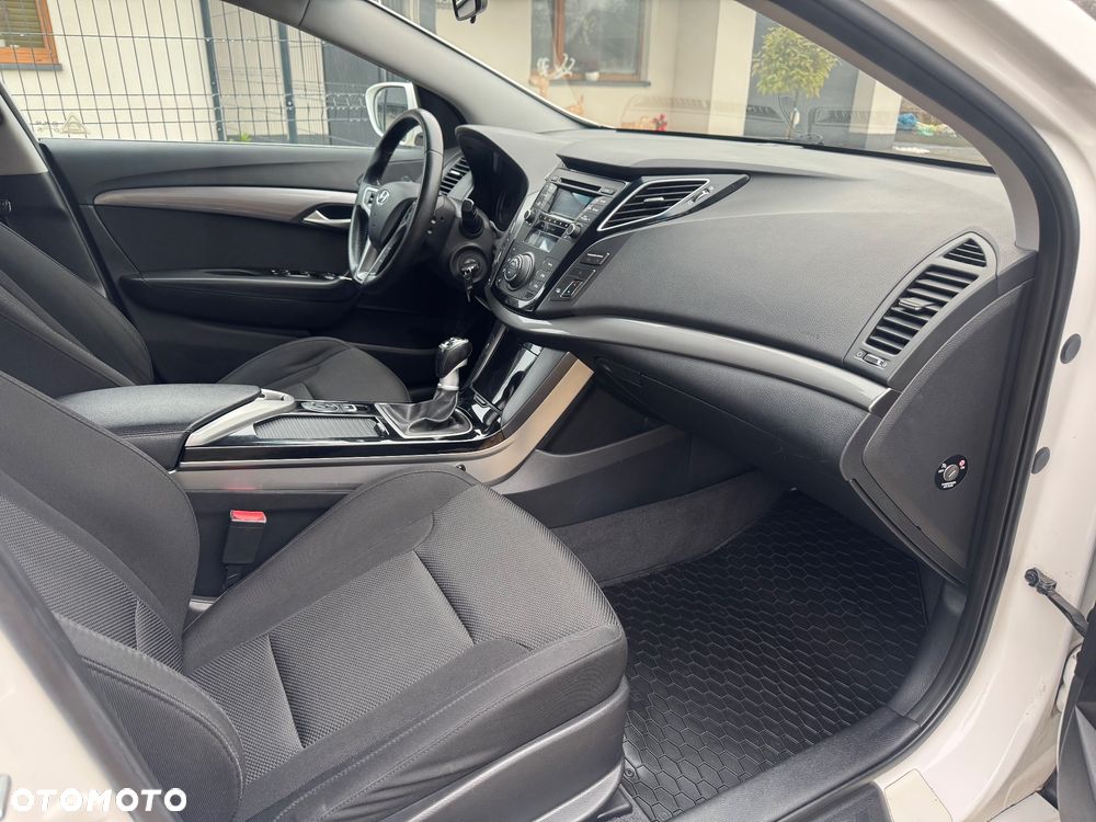 Hyundai i40 i40cw 1.6 Fifa World Cup Edition - 7